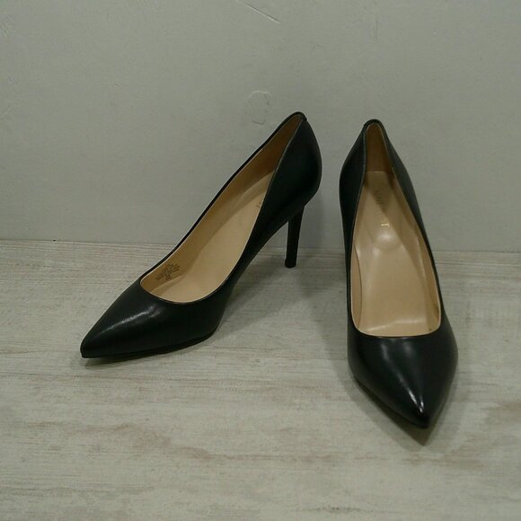 NINE WEST Sexy Black Leather Etta Classic Pointed Toe Pumps | Heels Size 10 M - Picture 2 of 12
